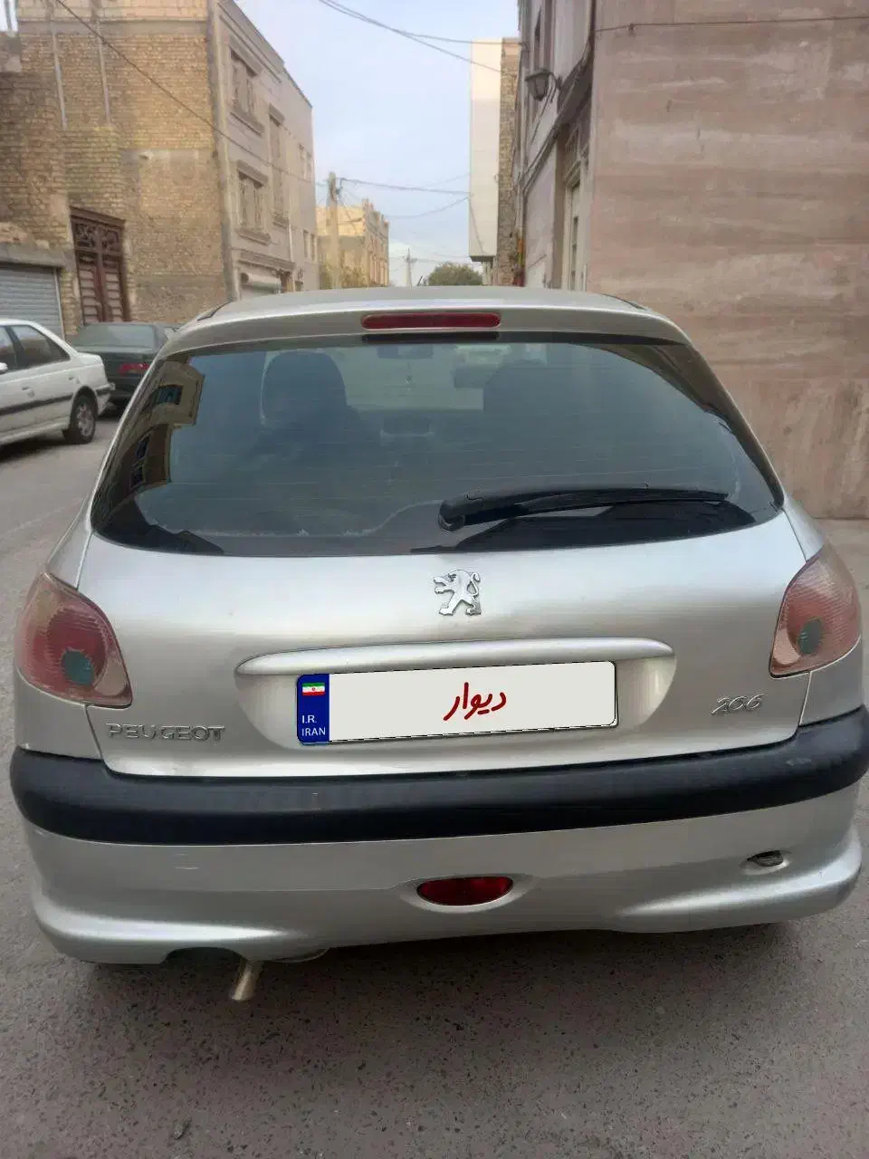 206 مدل 83|خودرو سواری و وانت|یزد, |دیوار