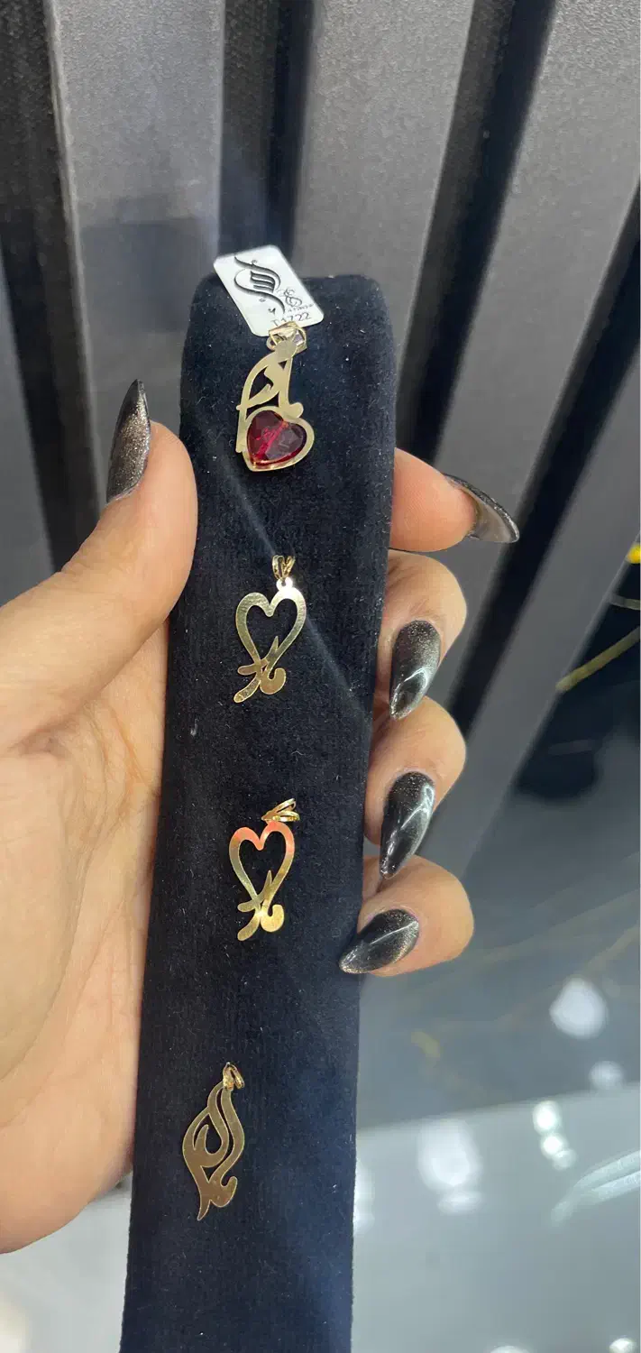 انواع پلاک طلا مناسب هدیه برای روز مادر و یلدا|جواهرات|کرمانشاه, |دیوار