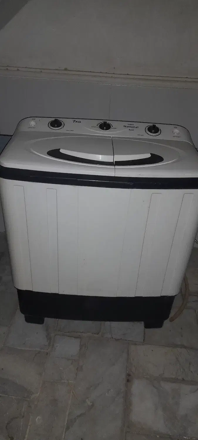 ماشین لباس شویی|ماشین لباسشویی و خشک‌کن لباس|گلپایگان, |دیوار