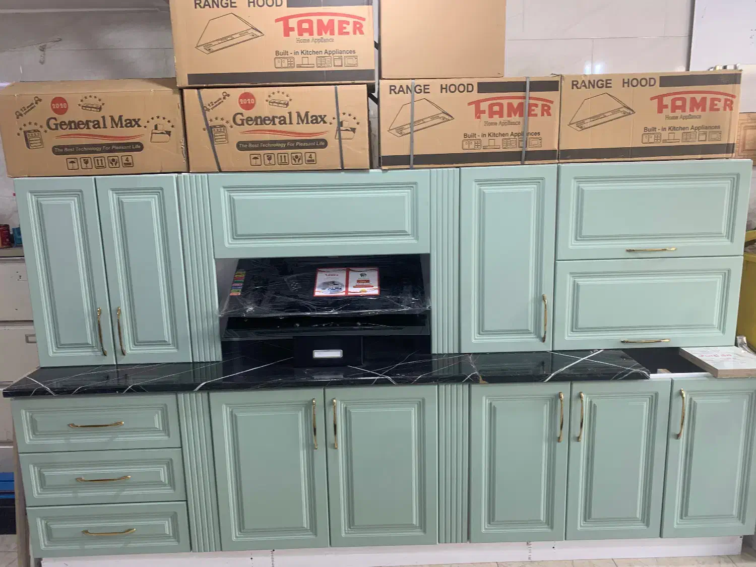 کابینت سرویس ۳متری نیو کلاسیک مغز پسته ای|مصالح و تجهیزات ساختمان|شهریار, شهرک مصطفی خمینی|دیوار