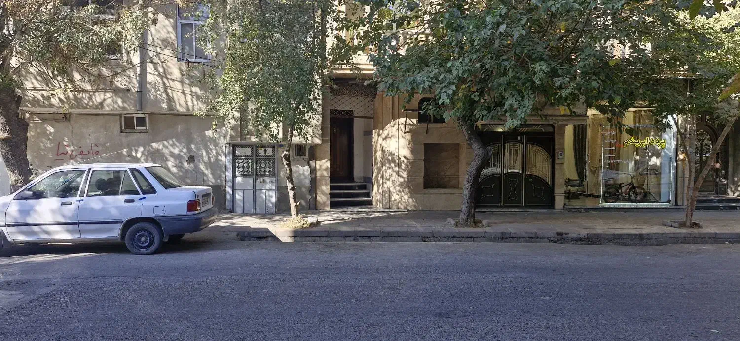 یک دستگاه واحد تجاری مناسب دفتر .سالن آرایشی.مزون|اجارهٔ دفتر کار، اتاق اداری، مطب|میاندوآب, |دیوار