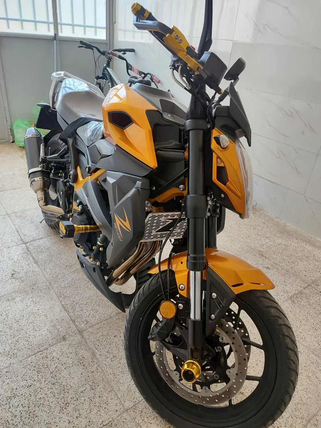 موتور بلنتا ۳۰۰ مدل۴۰۲|موتورسیکلت|رشت, سلیمانداراب|دیوار