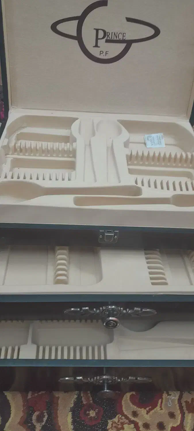 چمدان چوبی سرویس قاشق چنگال|صنایع دستی و سایر لوازم تزئینی|بندر ماهشهر, |دیوار