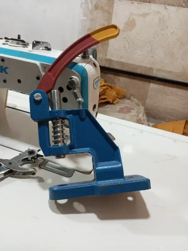 دستگاه دکمه زن پرس دستی پانچ|لوازم خیاطی و بافتنی|تهران, علیآباد|دیوار