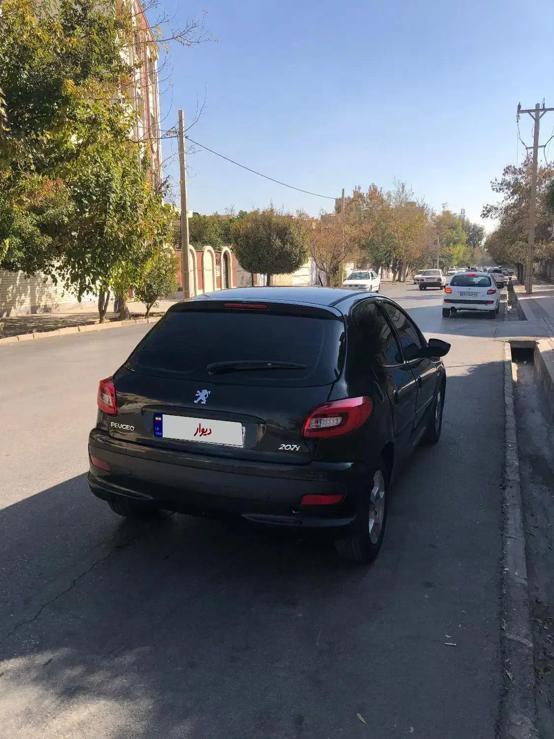 207 اتومات 98 مشکی|خودرو سواری و وانت|شیراز, آبیاری|دیوار