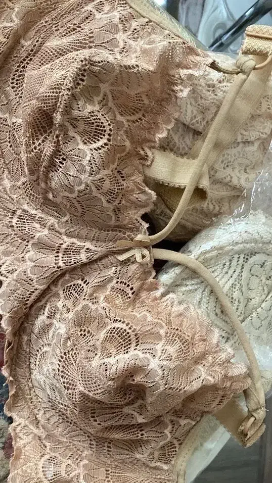 لباس زیر|لباس|اردبیل, |دیوار