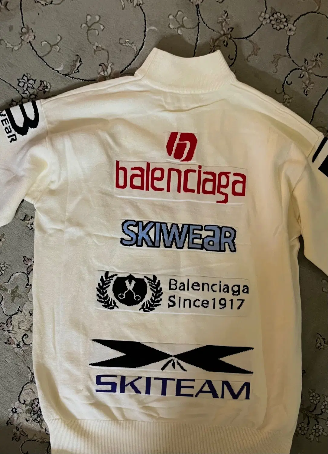 پلیور بالنسیاگا اصل / Balenciaga Skiwear|لباس|تهران, بهار|دیوار
