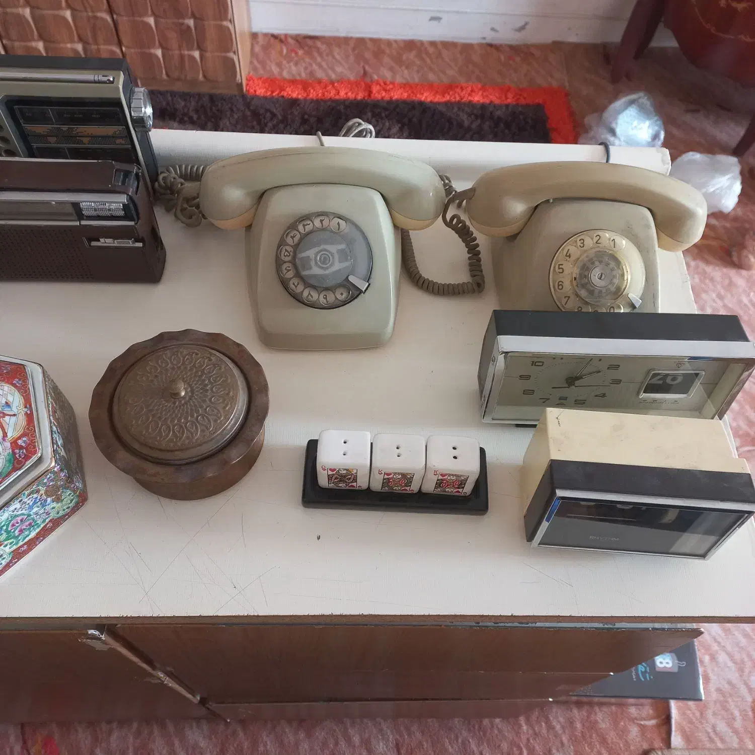 کلکسیونی|کلکسیون اشیاء عتیقه|قرچک, میرزائی شمالی|دیوار