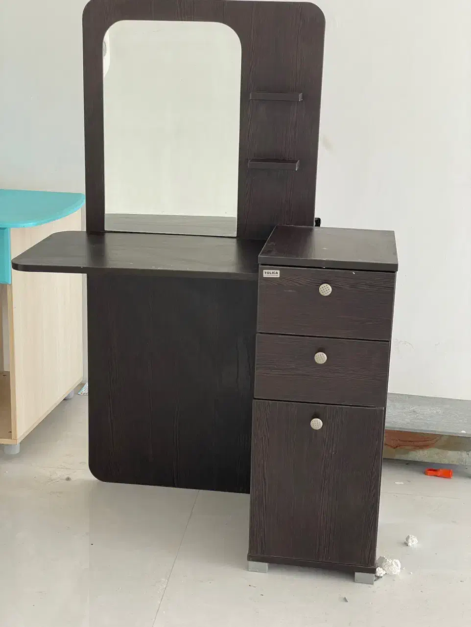 میز کامپیوتر و ارایشی و تلوزیون|میز تحریر و کامپیوتر|مشهد, صیاد شیرازی|دیوار