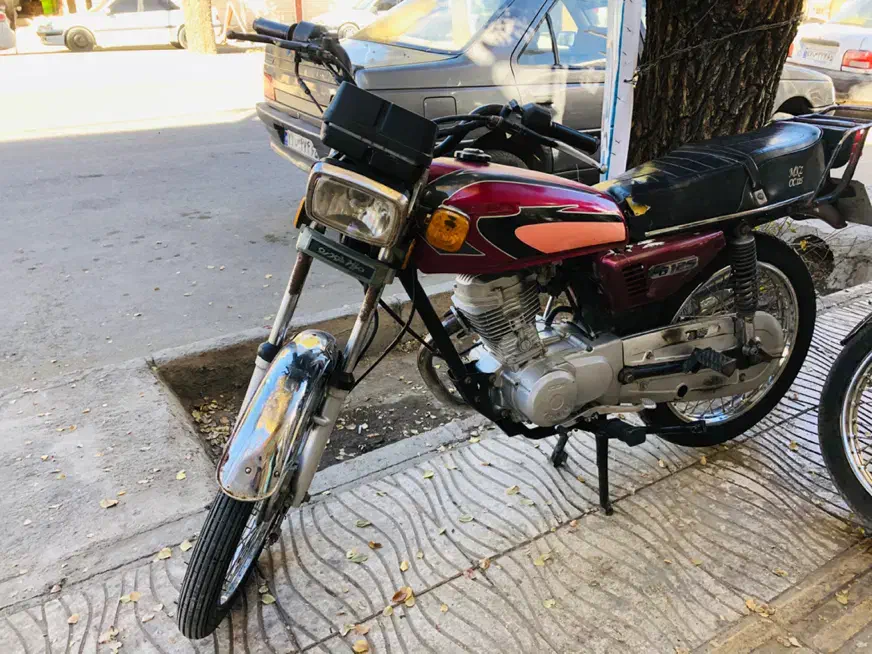 موتور۱۲۵فروشی زیرپای عالی|موتورسیکلت|بافت, |دیوار