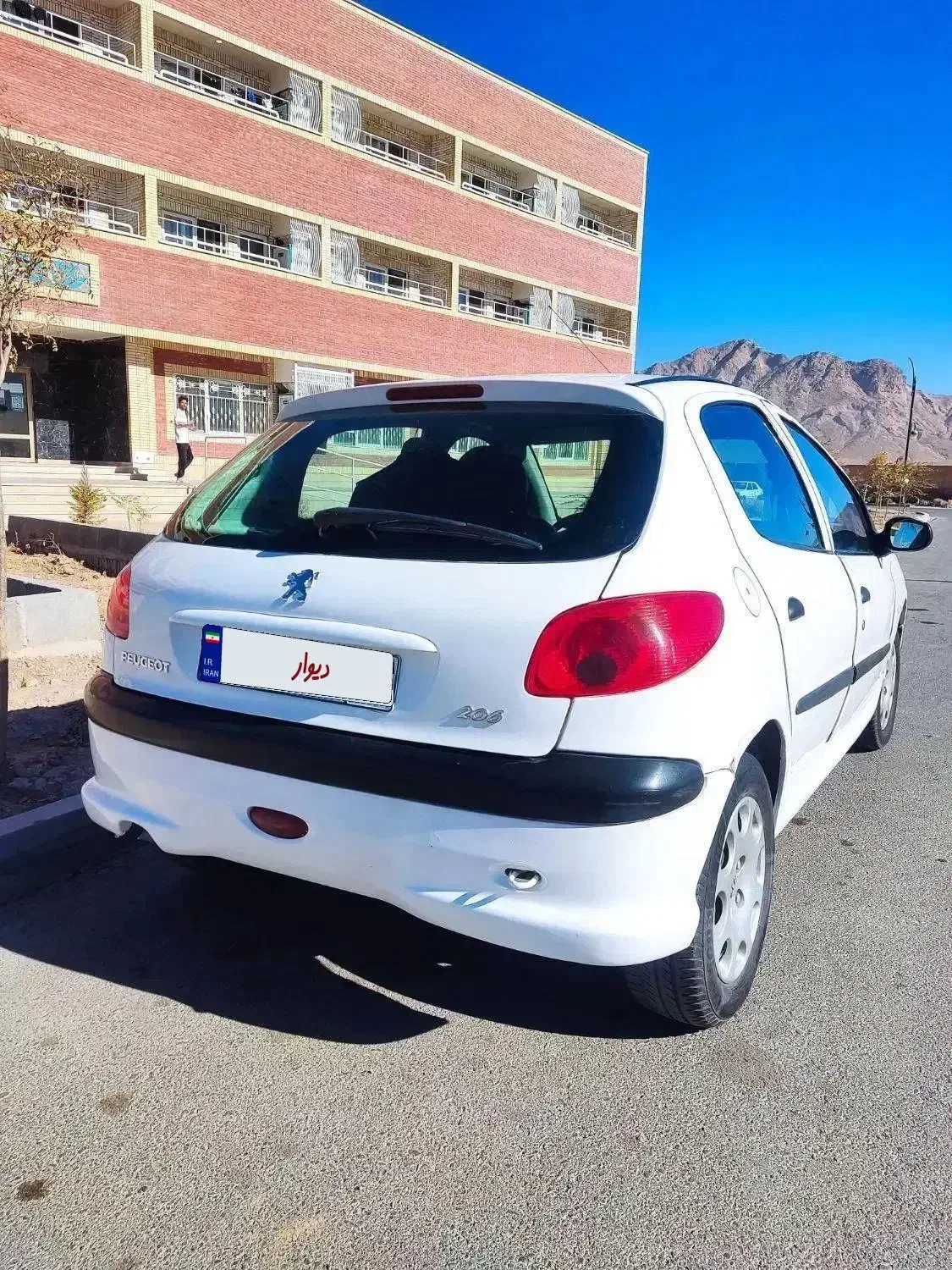 پژو 206 تیپ 2 مدل 88 سفید . فنی سالم|خودرو سواری و وانت|مشهد, رضاشهر|دیوار
