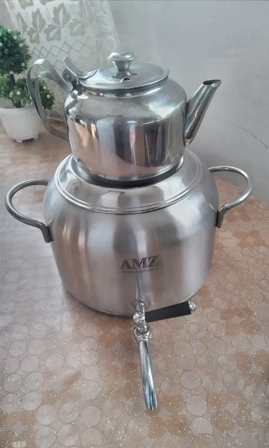 کتری روی گازی استیل اصل و با کیفیت همراه با قوری|قوری، کتری، قهوه‌ساز دستی|ارومیه, |دیوار