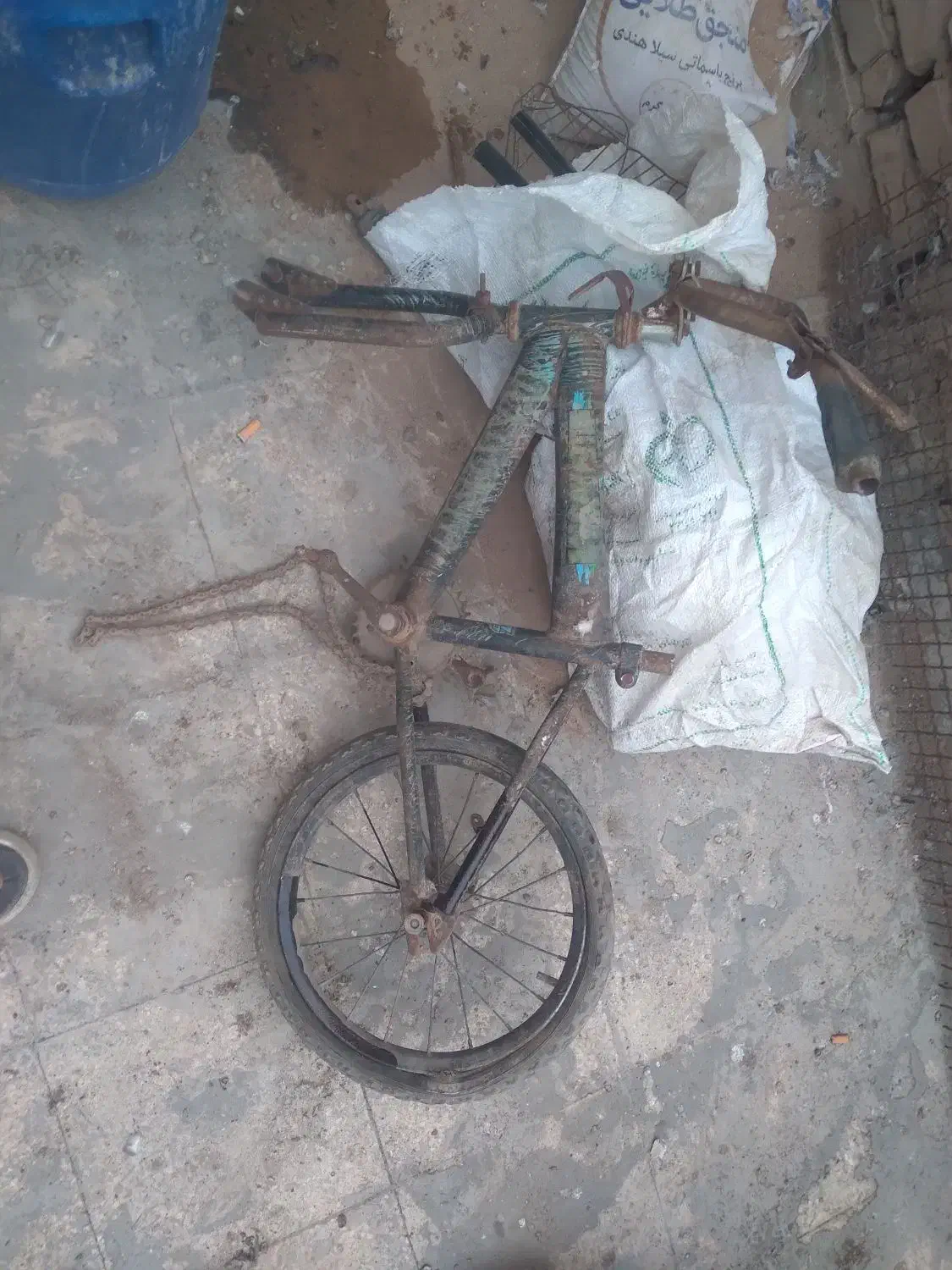 دوچرخه۱۶|دوچرخه، اسکیت، اسکوتر|اهواز, منبع اب|دیوار