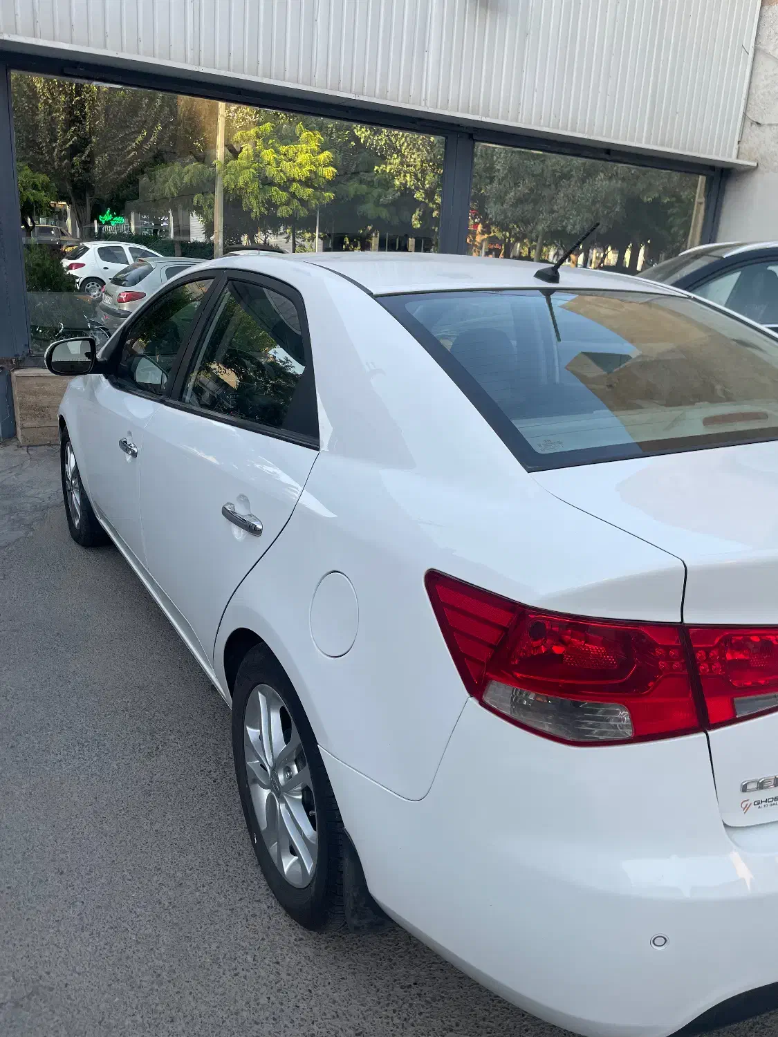 سراتو مدل ۱۳۹۷ سفید|خودرو سواری و وانت|کرج, مهرویلا جنوبی|دیوار