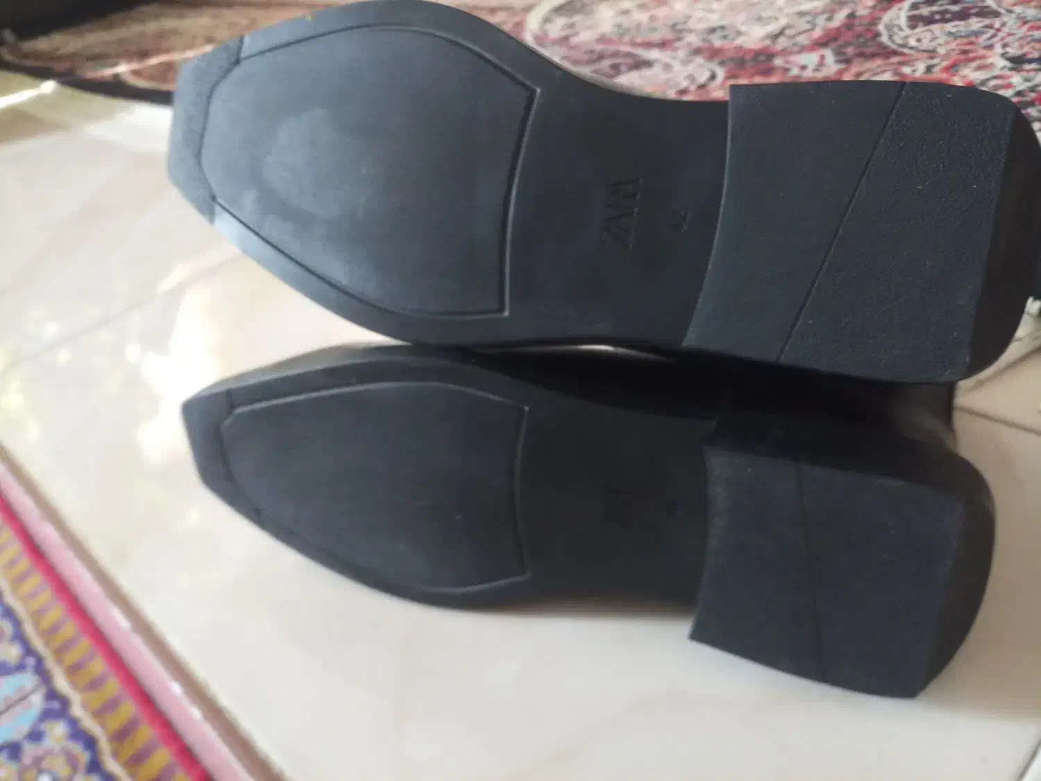 نیم بوت سایز 42|کیف، کفش، کمربند|شیراز, فرودگاه شهید دستغیب شیراز|دیوار