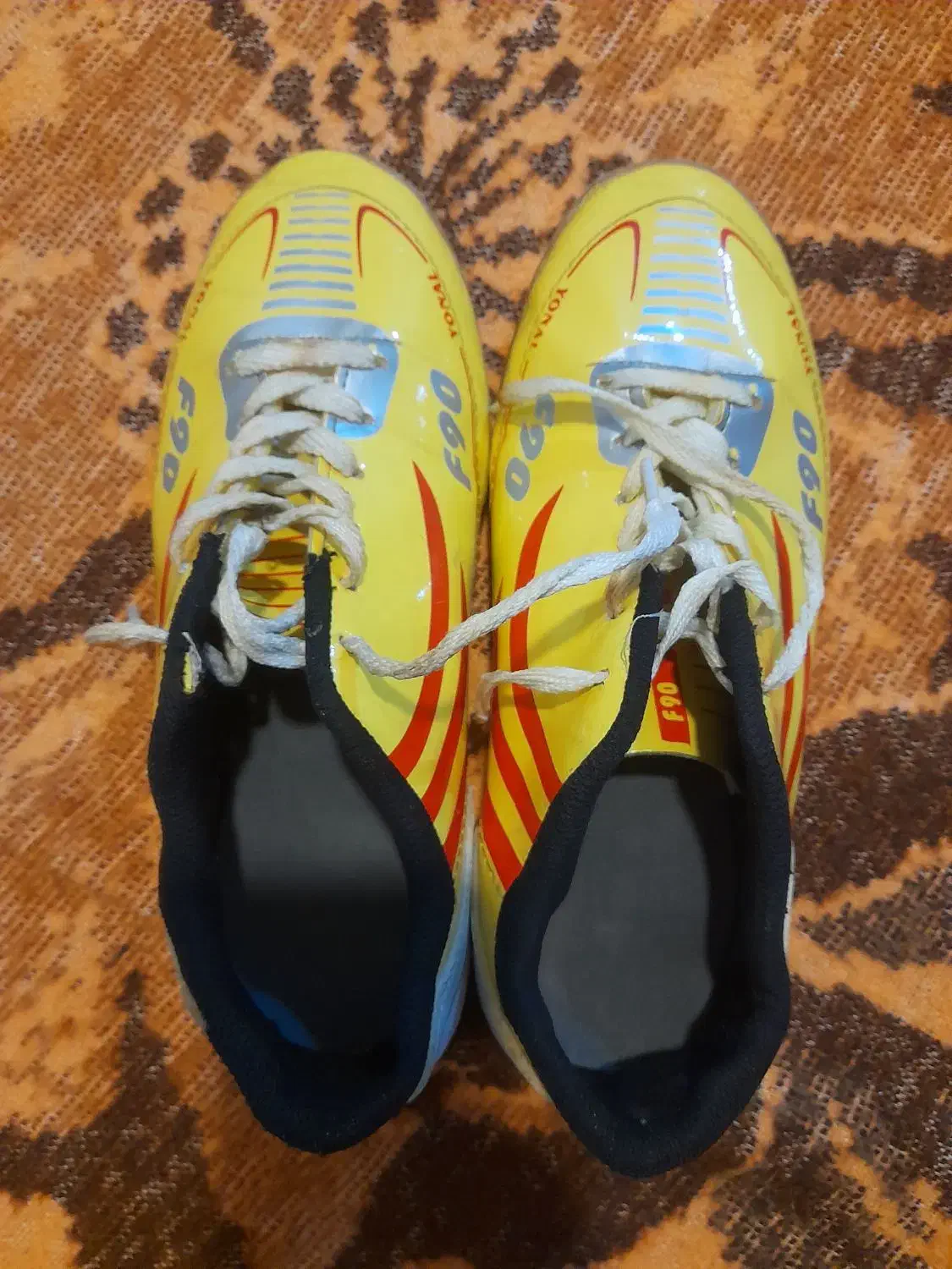 کفش  فوتبالی سالن و چمن نو نو هستن|کیف، کفش، کمربند|کوهدشت, |دیوار