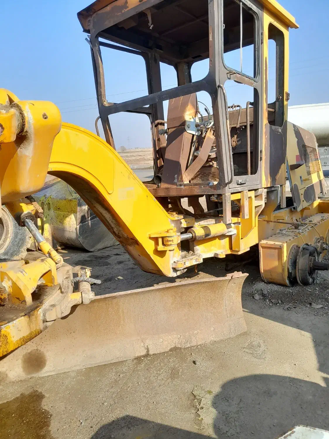 لودر و گریدر سوخته|خودرو سنگین|میاندوآب, |دیوار