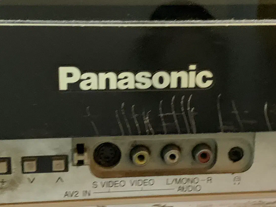 تلوزیون Panasonic T Giga 1080i|تلویزیون و پروژکتور|تهران, هروی|دیوار