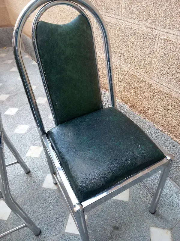 صندلی فلزی محکم ۴ عدد|میز و صندلی غذاخوری|همدان, |دیوار