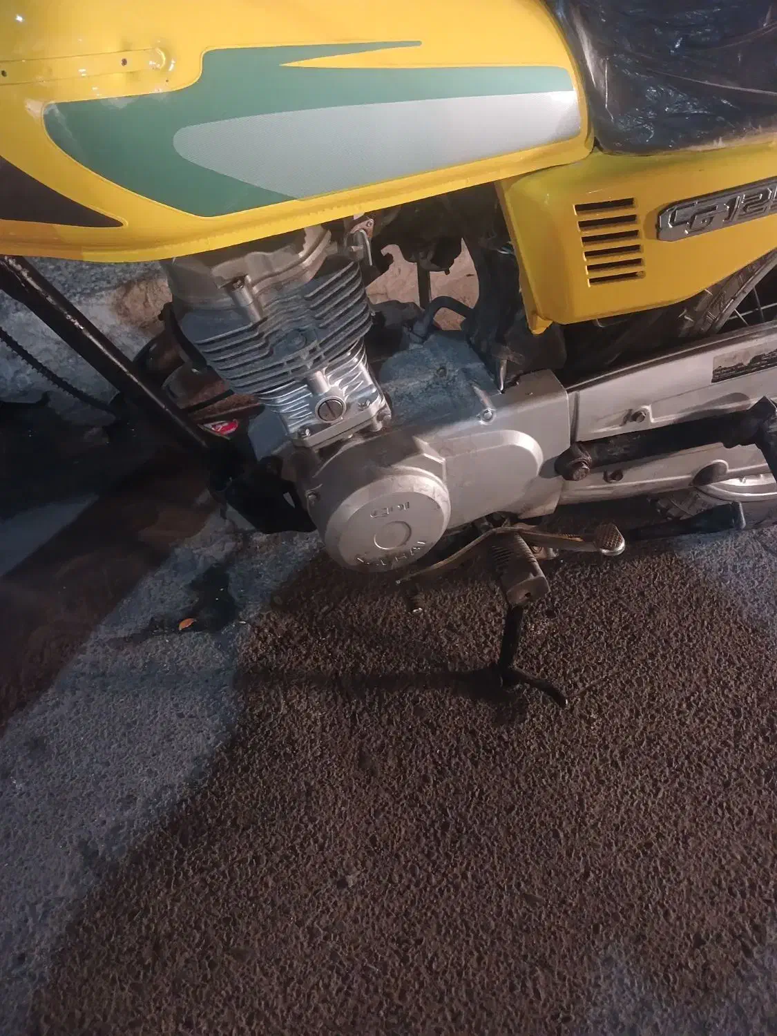 موتورمدل ۹۵درحد صفر برگه مزایده پارکینگ معتبر|موتورسیکلت|رباط‌کریم, رباط‌کریم|دیوار