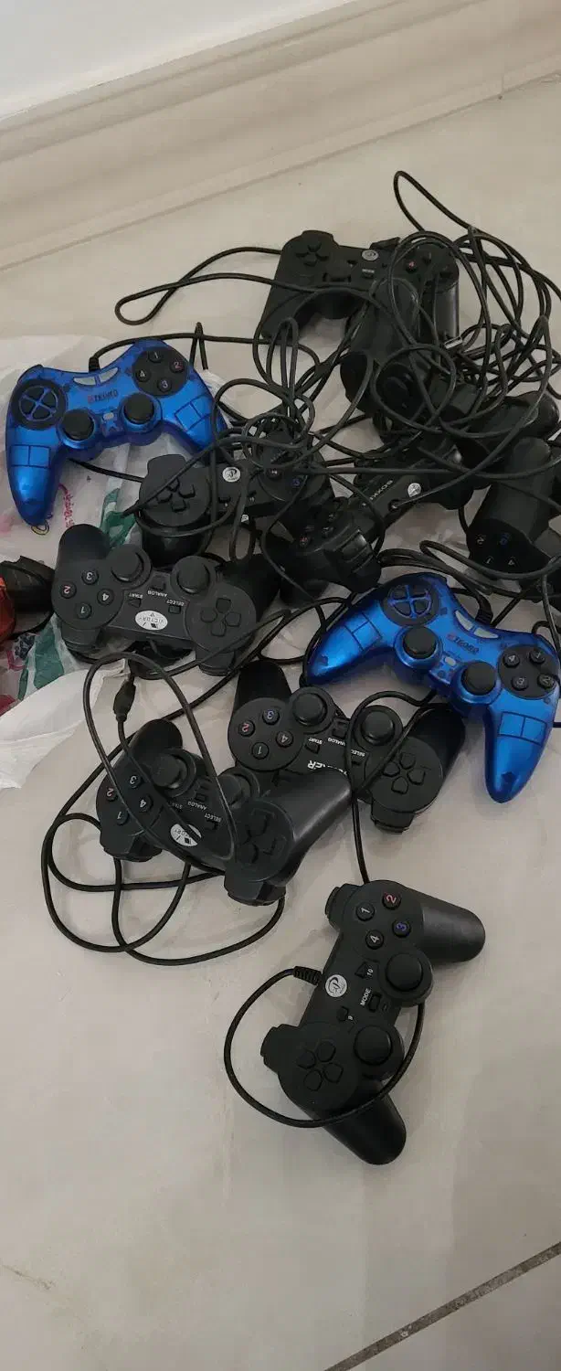 دسته های بازیهای سگا و پلیاستیشن قدیمی|کنسول، بازی ویدئویی و آنلاین|اراک, |دیوار