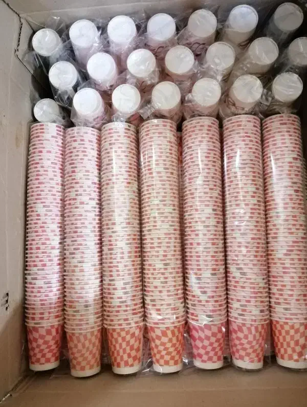 انواع لیوان کاغذی پارس و دوجداره و پلاستیکی|ظروف نگهدارنده، پلاستیکی، یکبارمصرف|خمینیشهر, |دیوار