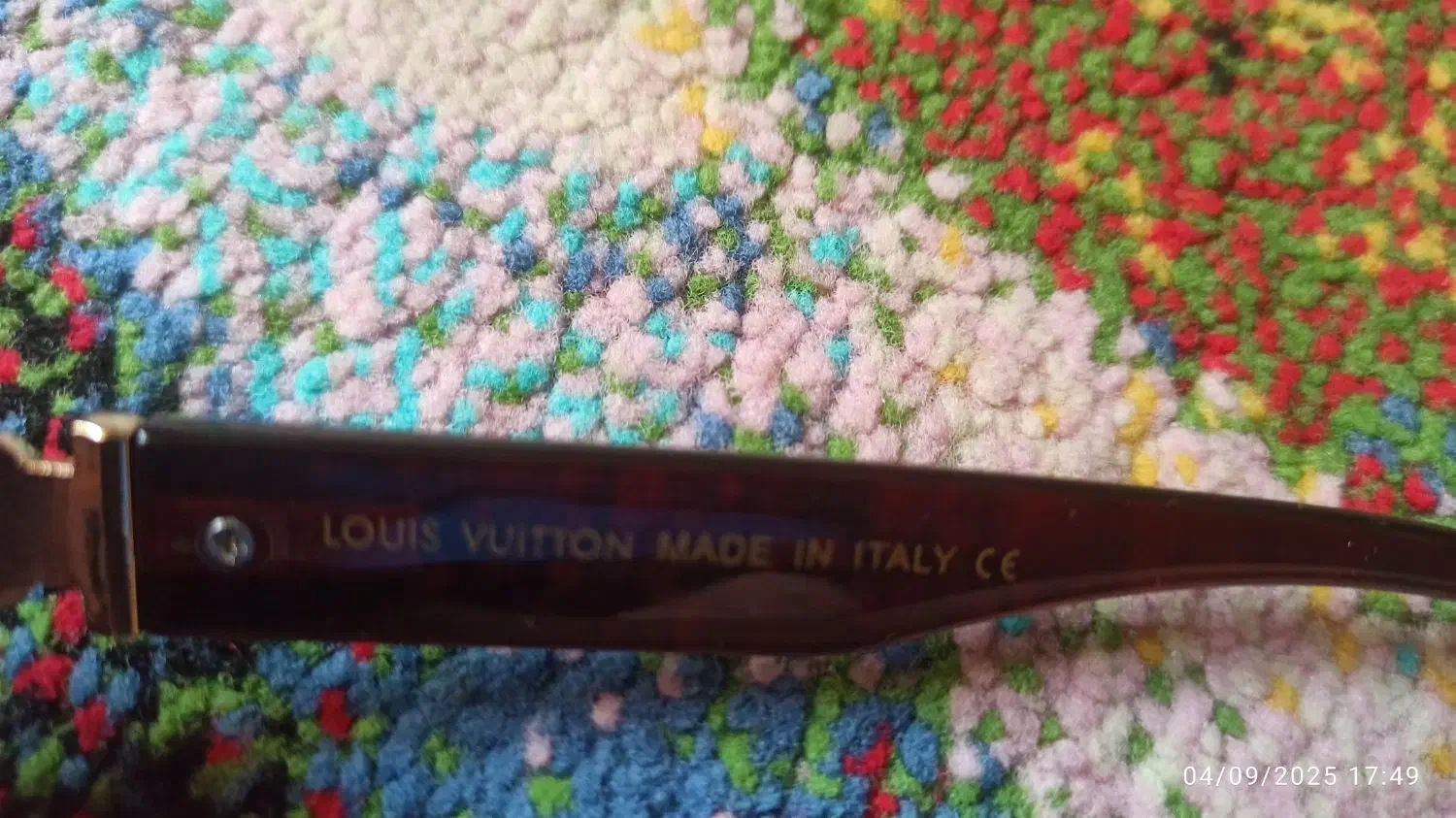 عینک آفتابی زنانه|زیورآلات و اکسسوری|اندیشه, اندیشه فاز ۱|دیوار