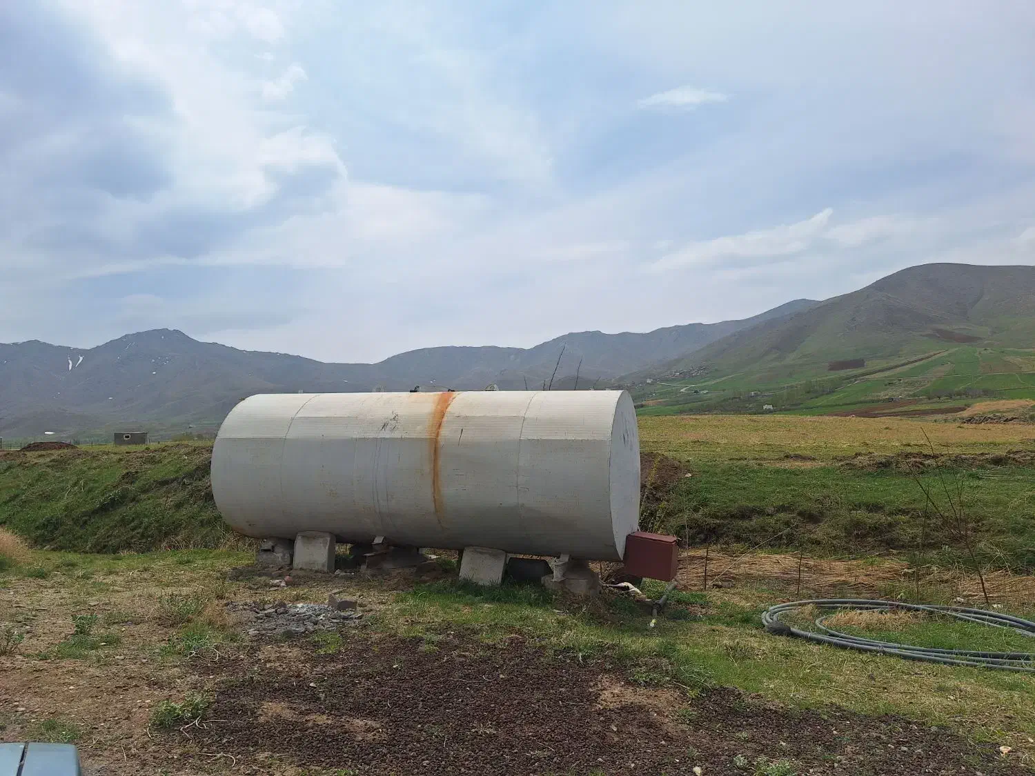 تانکر آب ۱۷هزار لیتر|ابزارآلات|باوله, |دیوار