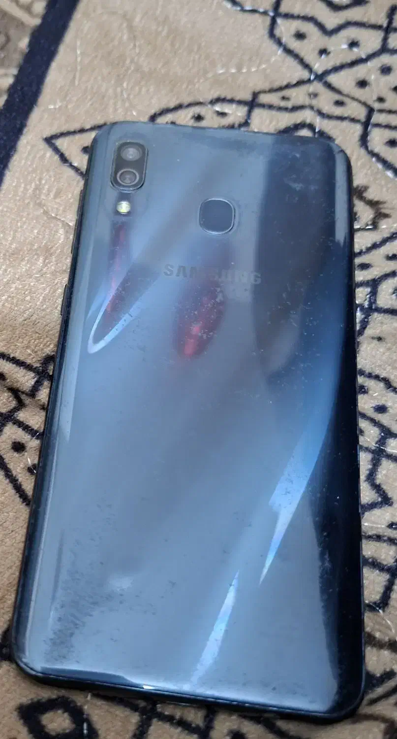 a30|موبایل|مشهد, چهارچشمه|دیوار