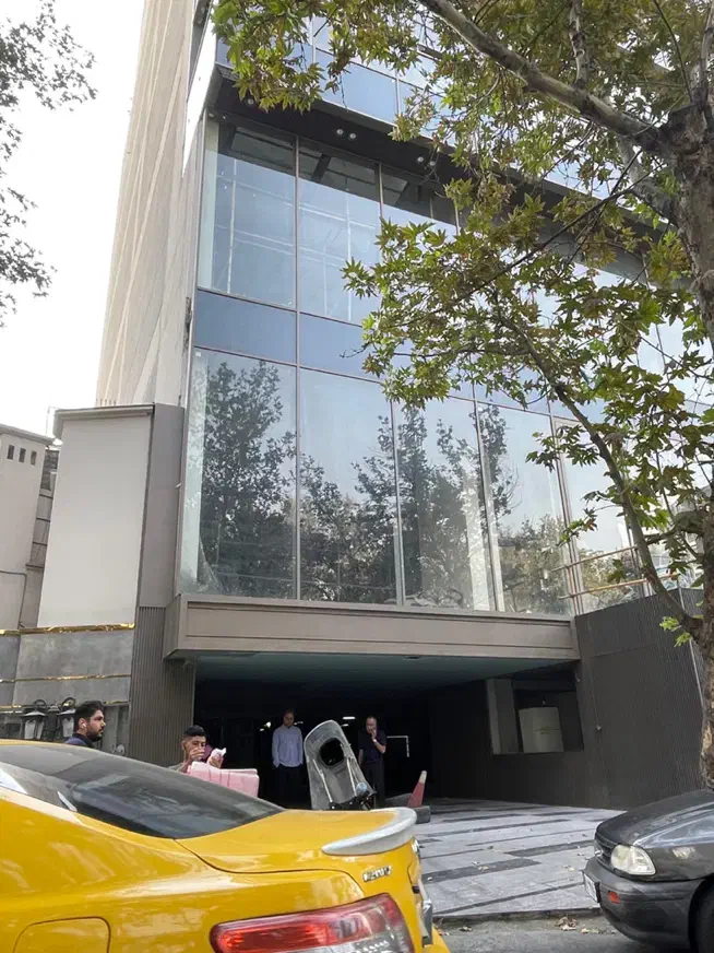 فرشته ۶۰۰ متر تجاری با ۱۶۰ متر تراس|اجارهٔ مغازه و غرفه|تهران, الهیه|دیوار