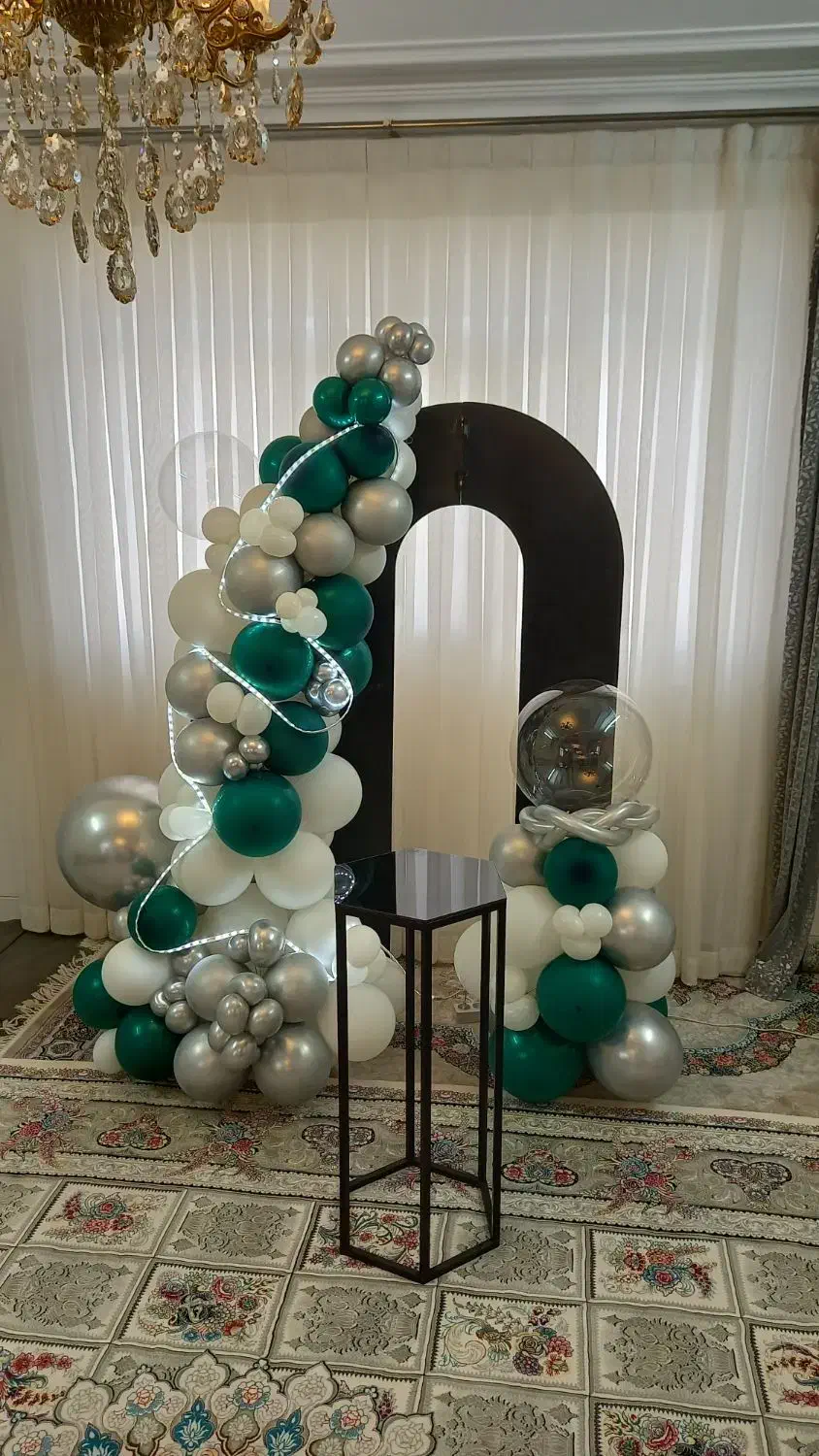 بادکنک آرایی قیمت مناسب|خدمات پذیرایی، مراسم|همدان, |دیوار