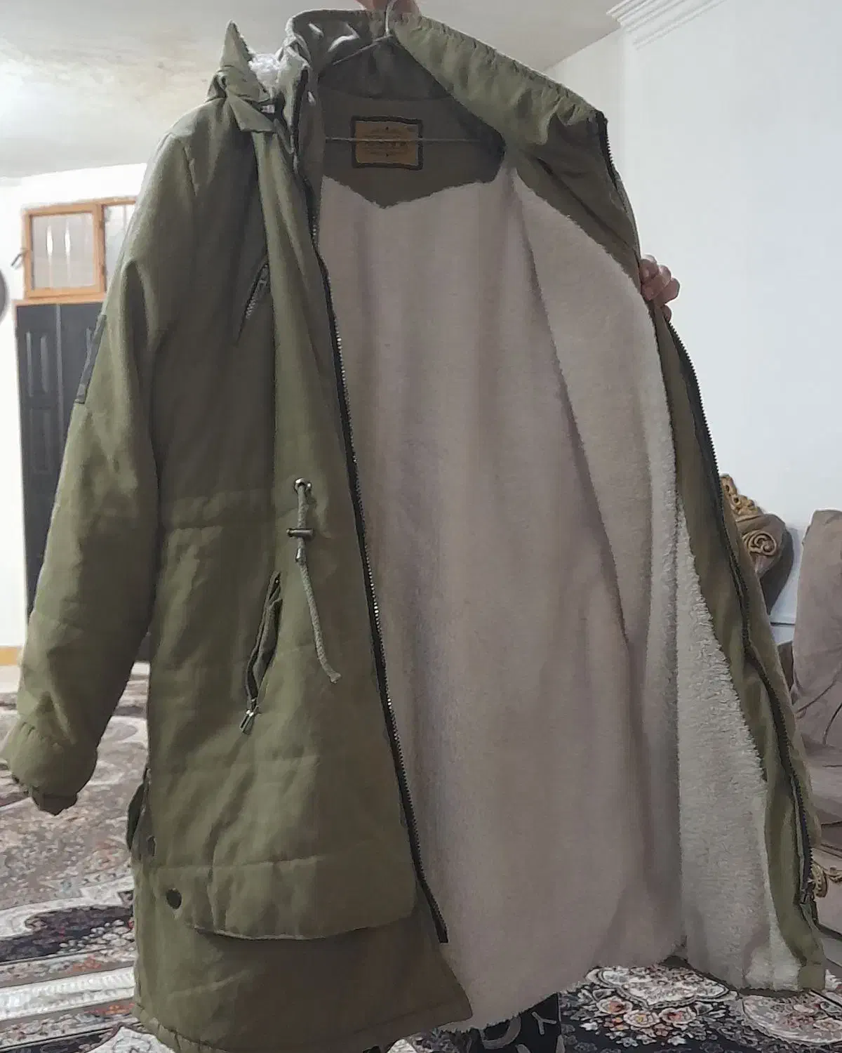 گاپشن خوب در حد نو|لباس|سنگان, |دیوار