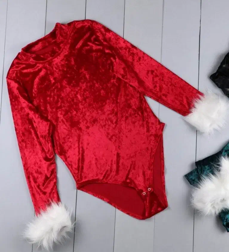 بادی مخمل|لباس|شیروان (خراسان), |دیوار