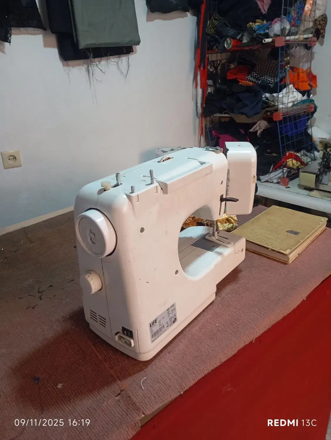 چرخ گل دوزی مارک LIFE|لوازم خیاطی و بافتنی|مریوان, |دیوار