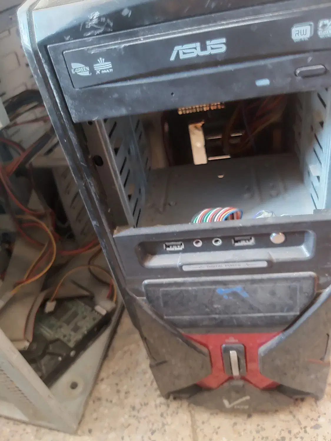 چند عدد کیس کامپیوتر|رایانه رومیزی|ارومیه, |دیوار