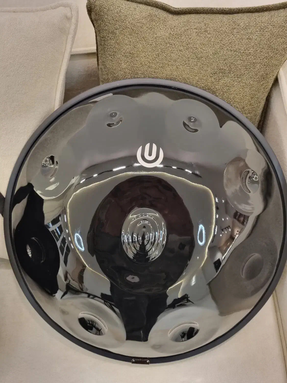 فروش هنگ درام|درام و پرکاشن|اصفهان, فرودگاه|دیوار