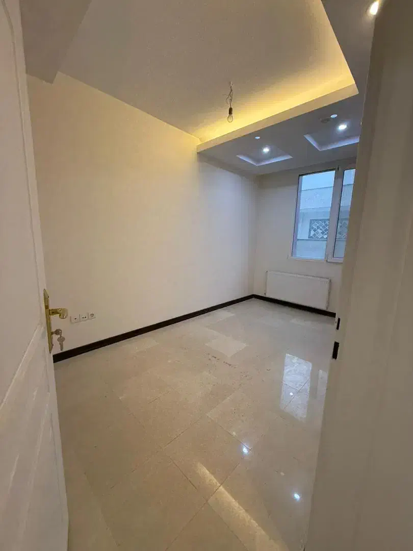 ۹۵متری بهارشیراز کلیدنخورده