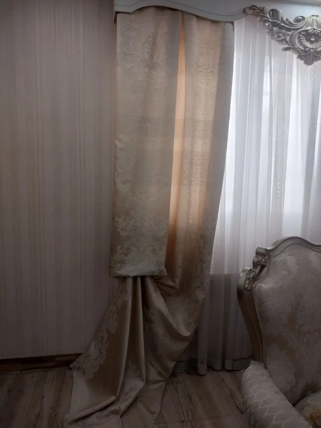 والان کاملا سالم|پرده، رانر، رومیزی|رشت, پیرسرا|دیوار