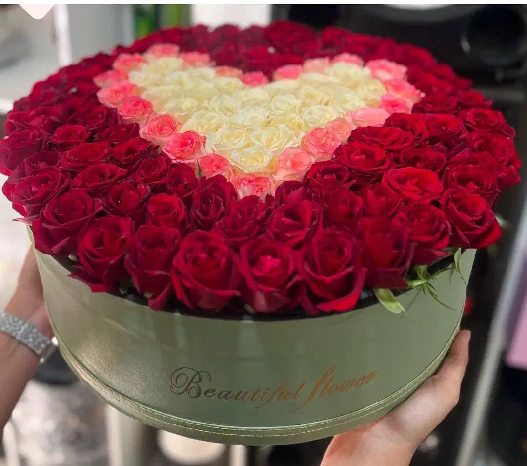 باکس گل رز هلندی دسته گل طبیعی شوک قیمت باورنکردنی|گل و گیاه طبیعی|مشهد, آزادشهر|دیوار