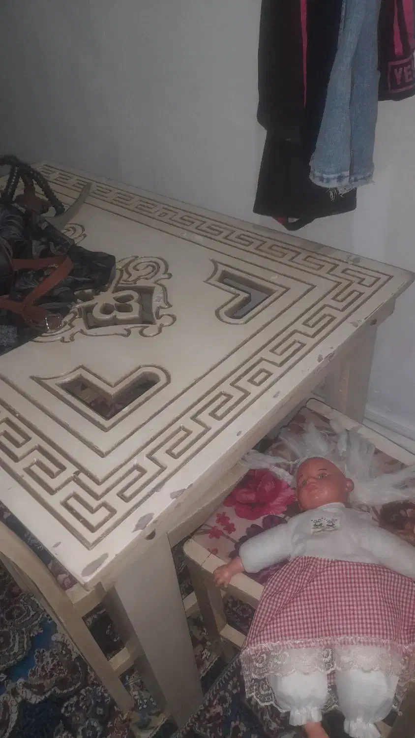 میز|میز و صندلی غذاخوری|تربت‌حیدریه, پائین ولایت|دیوار