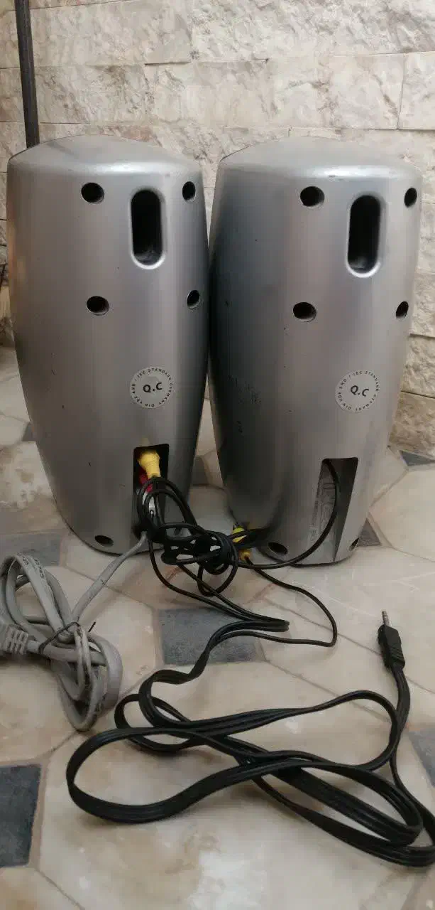 اسپیکر کامپیوتر|قطعات و لوازم جانبی رایانه|نجف‌آباد, باغ ملی|دیوار