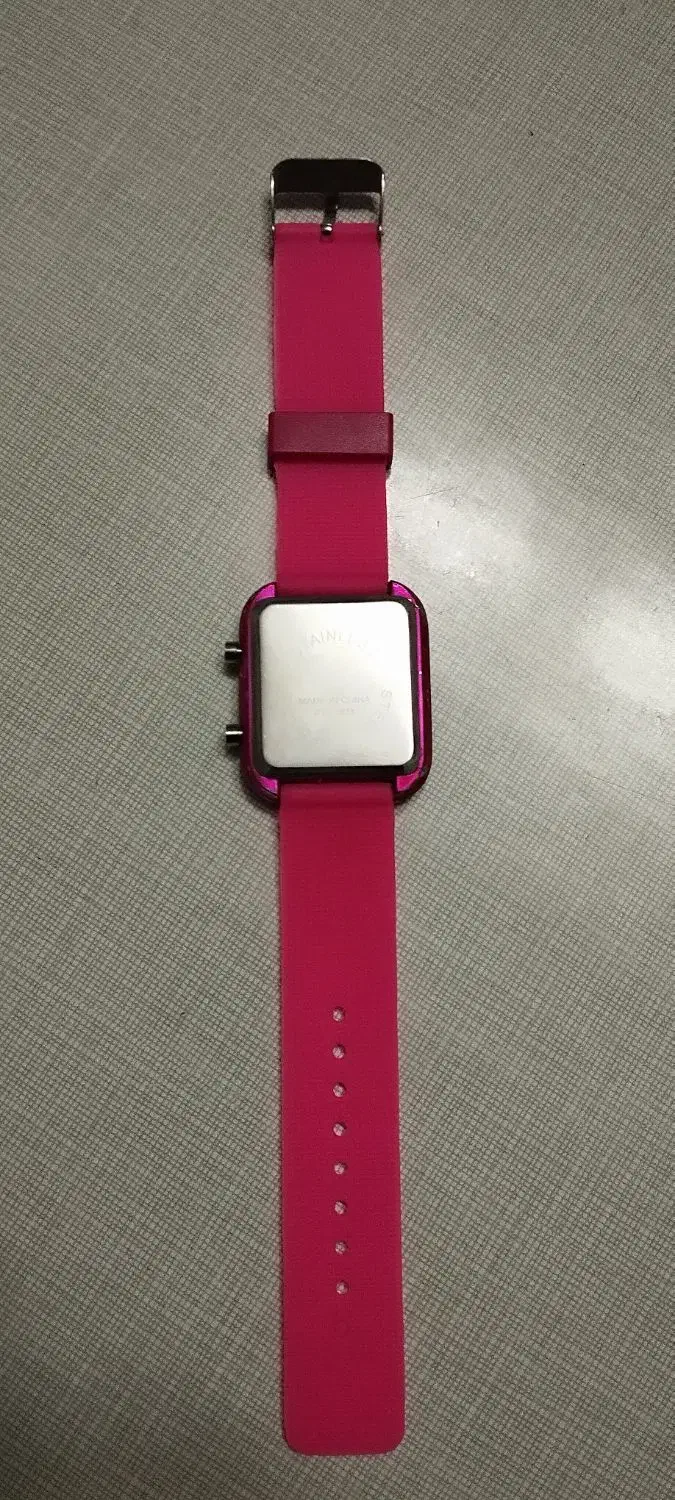 ساعت سالم|ساعت|قم, نیروگاه|دیوار