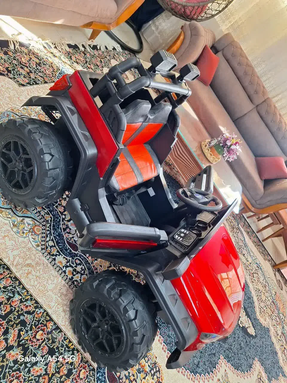 ماشین شارژی در حد نو|اسباببازی بچه|خرانق, |دیوار