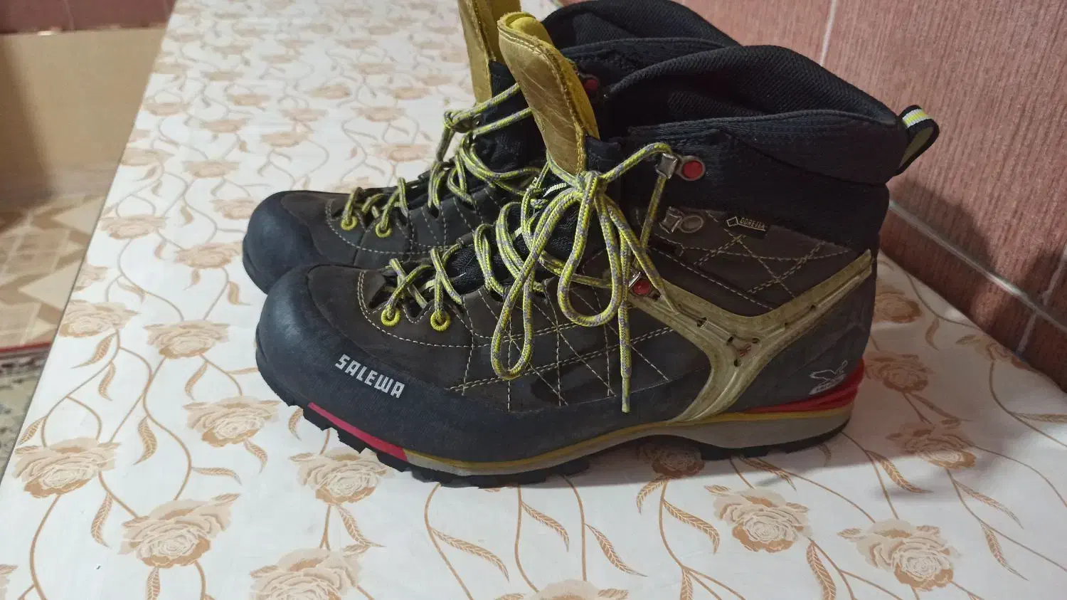 کفش کوهنوردی سالیوا|کوهنوردی و کمپینگ|سیمینه, |دیوار