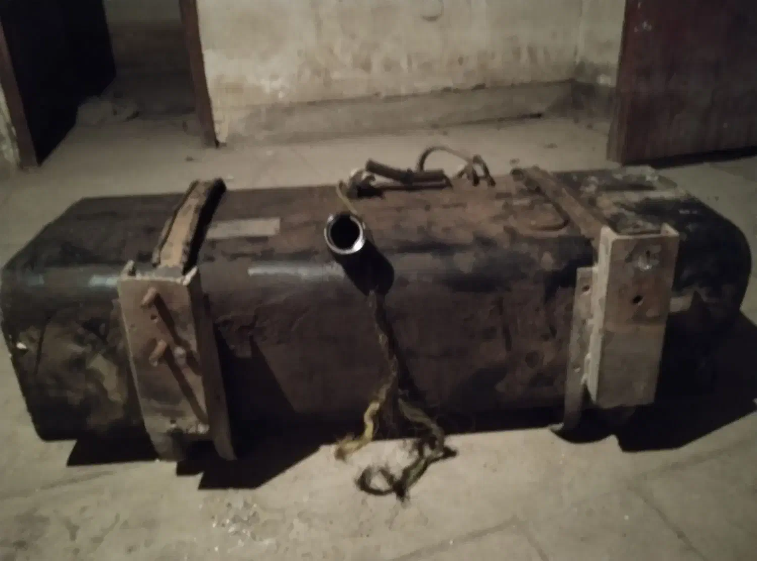 باک گازوعیل.سالم قیمت ۶۵۰۰۰۰۰تومان|قطعات یدکی و لوازم جانبی|فولادشهر, A2|دیوار