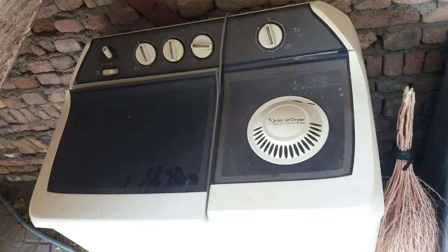 لباس شوی اسنوا|ماشین لباسشویی و خشک‌کن لباس|بروجرد, |دیوار