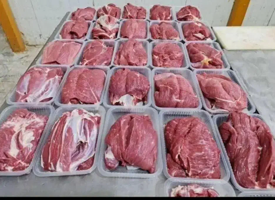 گوشت گوساله گوسفند گرم و منجمد|خوردنی و آشامیدنی|تهران, تهرانسر مرکزی|دیوار