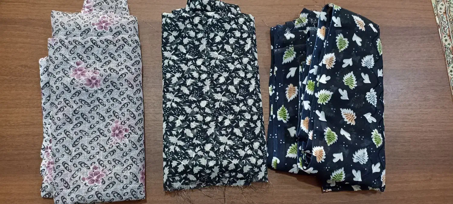 سه قواره پارچه چادر رنگی|لباس|خرم‌آباد, |دیوار