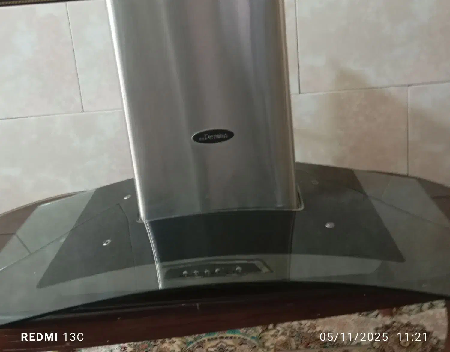 هود|هود|نظرآباد, رسالت|دیوار