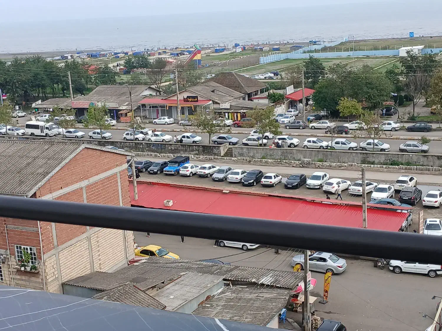 واحد آپارتمانی نوساز،جنب بازارچه ساحلی، روف گاردن|اجارهٔ کوتاهمدت آپارتمان و سوئیت|آستارا, |دیوار